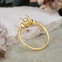 Fashion-Forward Oval Lab Diamond Alternative - Luxury 4-Prong Moissanite Engagement Ring