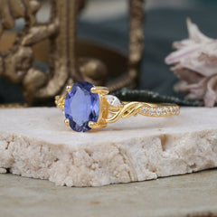 Fashion-Forward Luxury 4-Prong Tanzanite Engagement Ring