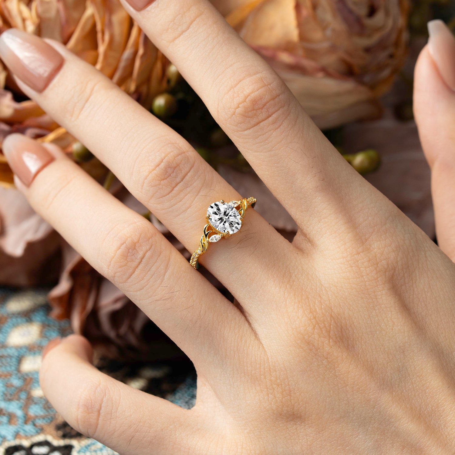 Fashion-Forward Luxury 4-Prong Oval Cut Lab Diamond Engagement Ring