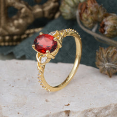 Fashion-Forward Luxury 4-Prong Garnet Engagement Ring