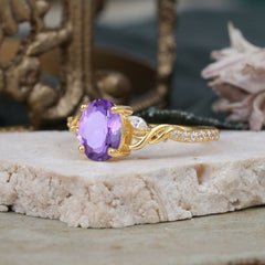 Fashion-Forward Luxury 4-Prong Amethyst Engagement Ring