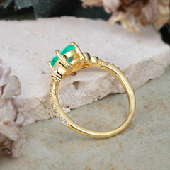 Fashion-Forward Luxury 4-Prong Emerald Engagement Ring
