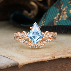 Luxurious Nature-Inspired 4-Prong Kite-Cut Aquamarine Engagement Ring Set