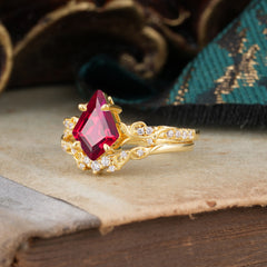 Luxurious Nature-Inspired 4-Prong Kite-Cut Natural Ruby Engagement Ring Set