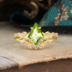 Luxurious Nature-Inspired 4-Prong Kite-Cut Natural Peridot Engagement Ring Set