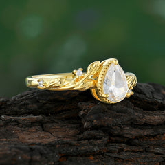 Nature-Inspired 3-Prong Pear-Cut Moissanite Engagement Ring