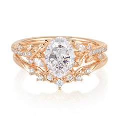 Vintage 4-Prong Oval-Cut Moissanite Engagement Ring