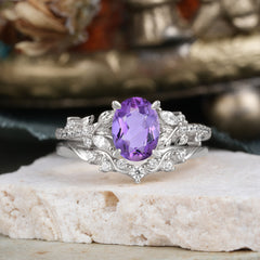 Vintage 4-Prong Oval-Cut Amethyst Engagement Ring Set