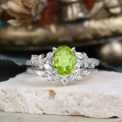 Vintage 4-Prong Oval-Cut Peridot Engagement Ring Set