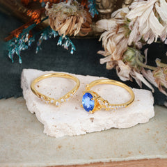 Vintage 4-Prong Oval-Cut Sapphire Engagement Ring