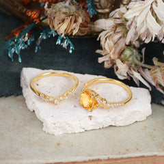 Vintage 4-Prong Oval-Cut Citrine Engagement Ring Set