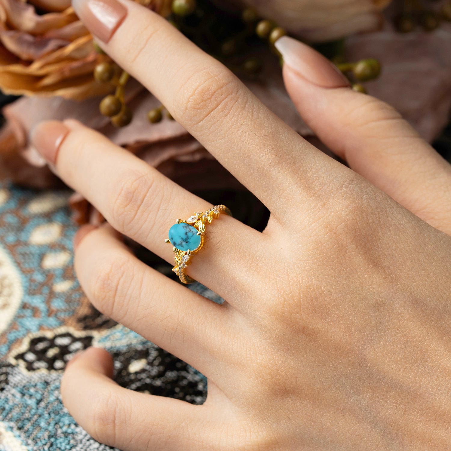 Vintage 4-Prong Oval-Cut Turquoise Engagement Ring Set