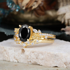 Vintage 4-Prong Oval-Cut Black Onyx Engagement Ring Set