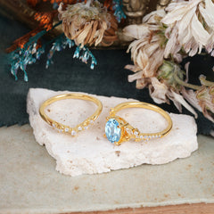 Vintage 4-Prong Oval-Cut Aquamarine Engagement Ring Set