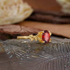 Nature-Inspired 4-Prong Oval-Cut Natural Garnet Engagement Ring
