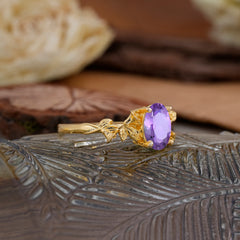Nature-Inspired 4-Prong Oval-Cut Natural Amethyst Engagement Ring