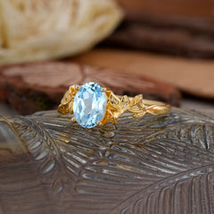 Nature-Inspired 4-Prong Oval-Cut Aquamarine Engagement Ring
