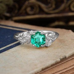 Fashion-Forward Kite-Cut Natural Emerald Engagement Ring - 4-Prong Nature-Inspired Design