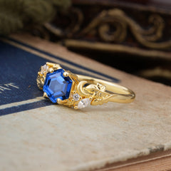 Fashion-Forward Hexagon Cut Natural Sapphire Engagement Ring - 4-Prong Nature-Inspired Design