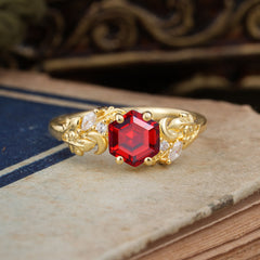 Fashion-Forward Kite-Cut Natural Garnet Engagement Ring - 4-Prong Nature-Inspired Design