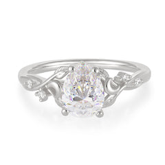 Vintage Minimalist 4-Prong Pear-Cut Moissanite Engagement Ring