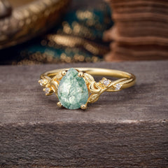 Vintage Minimalist 4-Prong Pear-Cut Moss Agate Engagement Ring