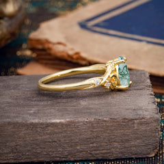 Vintage Minimalist 4-Prong Pear-Cut Moss Agate Engagement Ring