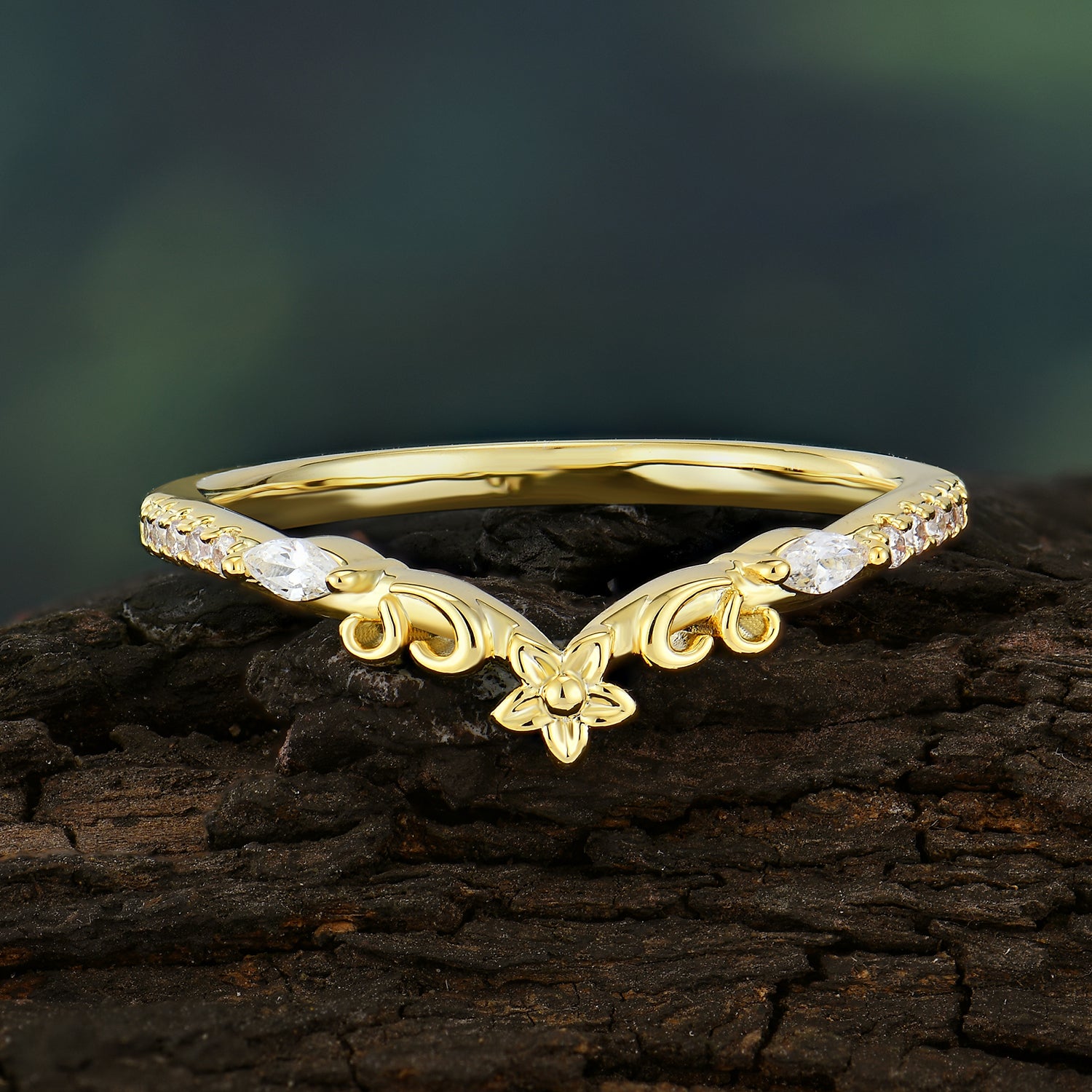 Exquisite Minimalist Moissanite Curved Wedding Band