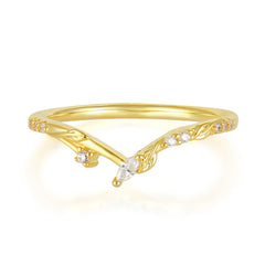 2 Prong Exquisite Minimalist Moissanite Engagement Ring