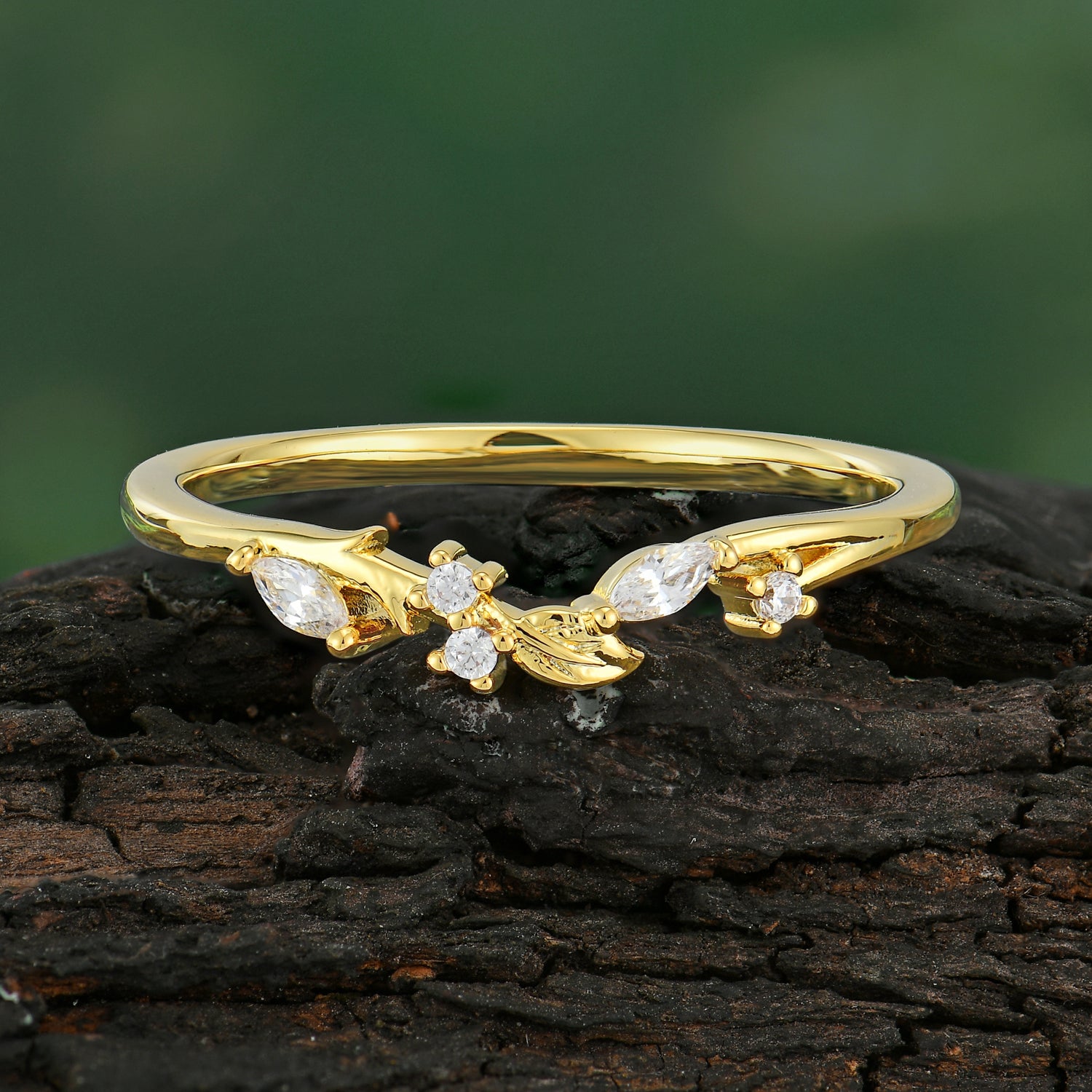 Nature-Inspired Exquisite Minimalist Moissanite Engagement Ring