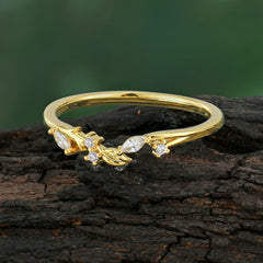 Nature-Inspired Exquisite Minimalist Moissanite Engagement Ring