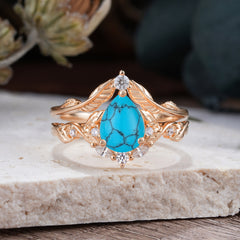 Nature-Inspired 3-Prong Tear-Cut Turquoise Engagement Ring Set