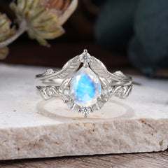 Nature-Inspired 3-Prong Tear-Cut Moonstone Engagement Ring Set