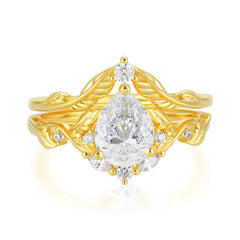 Nature-Inspired 3-Prong Tear-Cut Moissanite Engagement Ring Set