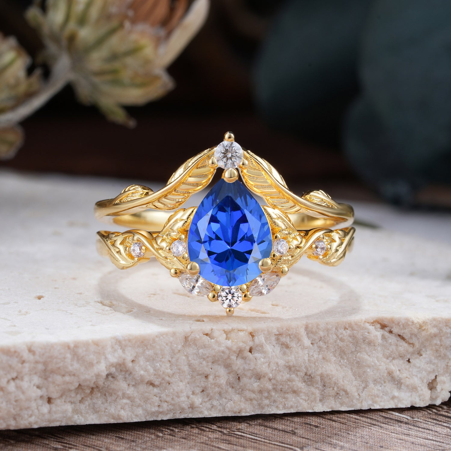 Nature-Inspired 3-Prong Pear-Cut Sapphire Engagement Ring Set