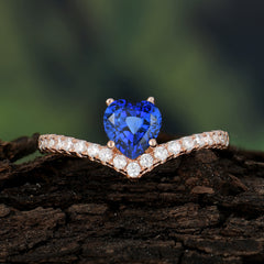4-Prong Heart Shaped Sapphire Engagaement Ring Classic Wedding Ring