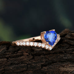 4-Prong Heart Shaped Sapphire Engagaement Ring Classic Wedding Ring
