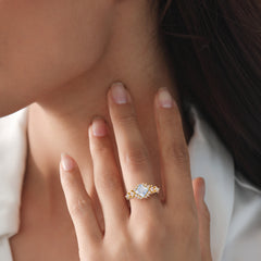 Sparkling Princess Cut Vintage Halo Cluster Moissanite Engagement Ring