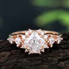 Sparkling Princess Cut Vintage Halo Cluster Moissanite Engagement Ring