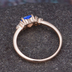 3 Prong Heart Cut Classic Sapphire Engagement Ring Side with 3-stone