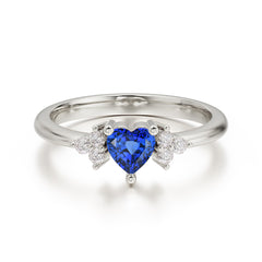 3 Prong Heart Cut Classic Sapphire Engagement Ring Side with 3-stone