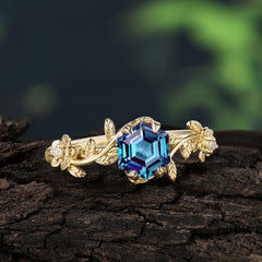 Nature-Inspired Vine-Wrapped 4-Prong Hexagon-Cut Alexandrite Engagement Ring