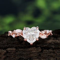 Vintage 5-Prong Heart-Cut Moissanite Engagement Ring