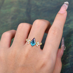 Minimalist Luxe 4-Prong Kite-Cut Alexandrite Engagement Ring
