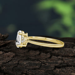 Minimalist 4-Prong Coffin-Cut Moissanite Engagement Ring