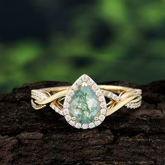 Dazzling 3 - Prong Pear-Cut Natural Moss Agate Engagement Ring