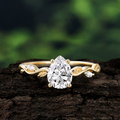 Nature-Inspired Classic 4-Prong Pear-Cut Moissanite Engagement Ring