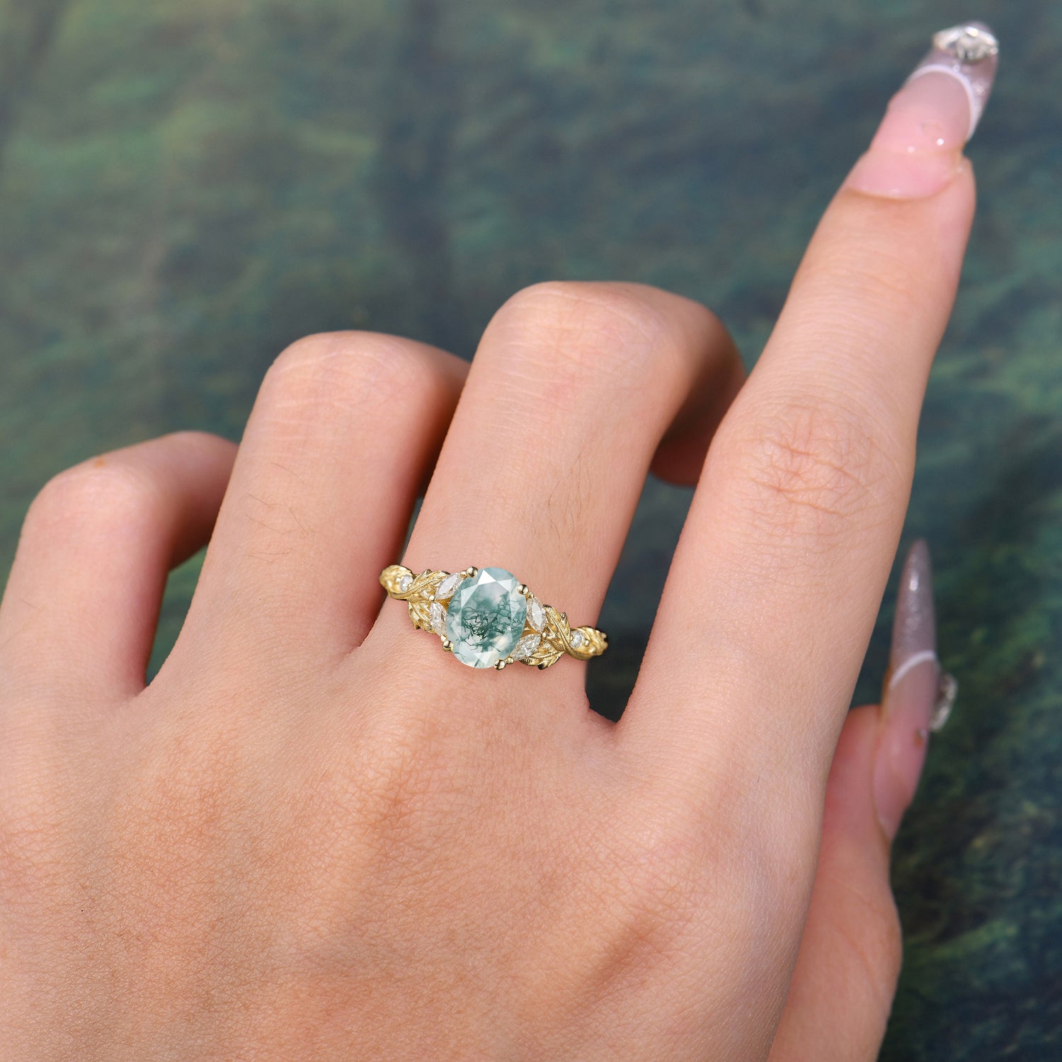 Vintage Leaf 4-Prong Oval Moss Agate Engagement Ring for Women