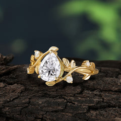 Branch-Inspired 3-Prong Pear-Cut Moissanite Engagement Ring