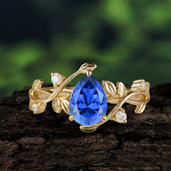 Branch-Inspired 3-Prong Pear-Cut Sapphire Engagement Ring